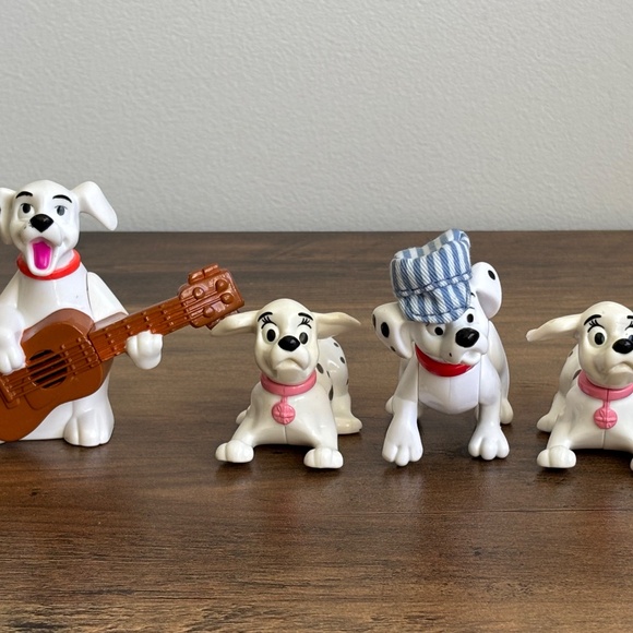 VINTAGE Disney McDonald’s 101 Dalmatians Happy Meal Toy Figures Guitar Set of 4 - Picture 2 of 12